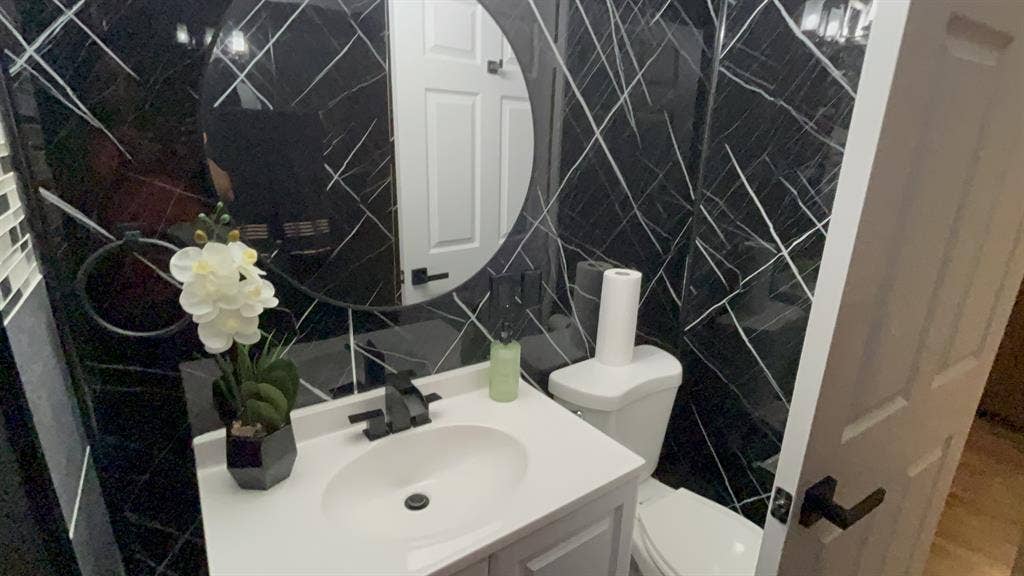 Luxury 6BR Short‑Term Powerhouse —