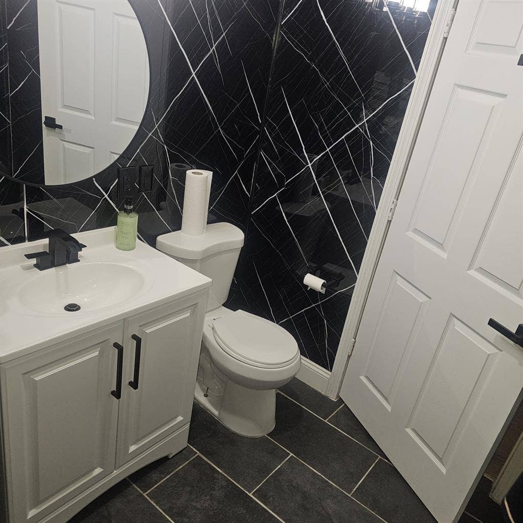 Luxury 6BR Short‑Term Powerhouse —
