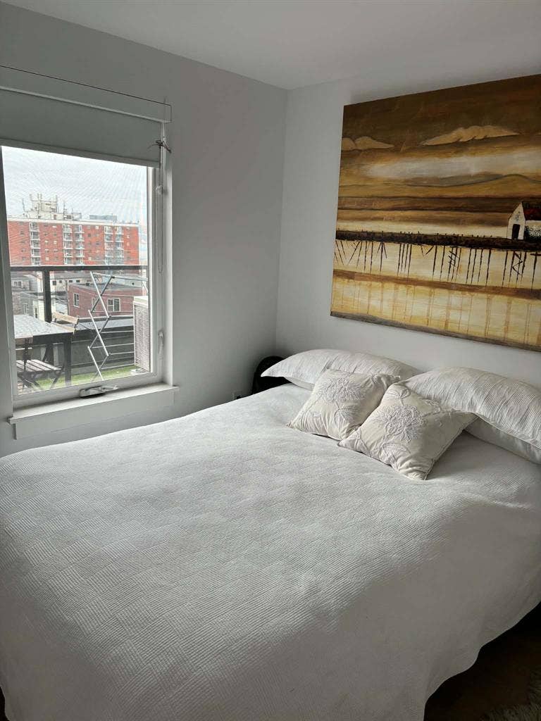 Furnished sublet Sept 21-May 21