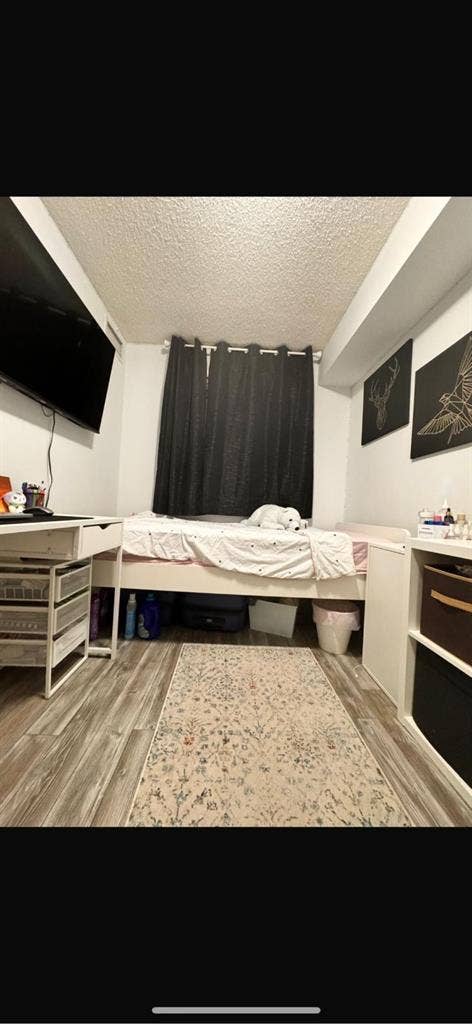 FURNISHED ROOM FOR FEMALE STUDENTS
