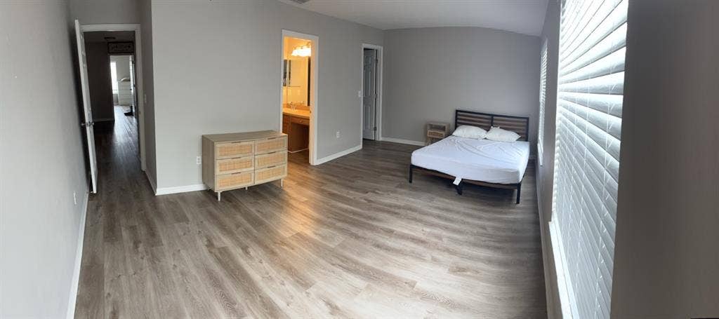 2 rooms for rent in Gibsonton