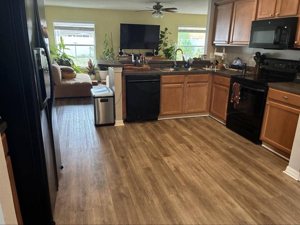 2 rooms for rent in Gibsonton