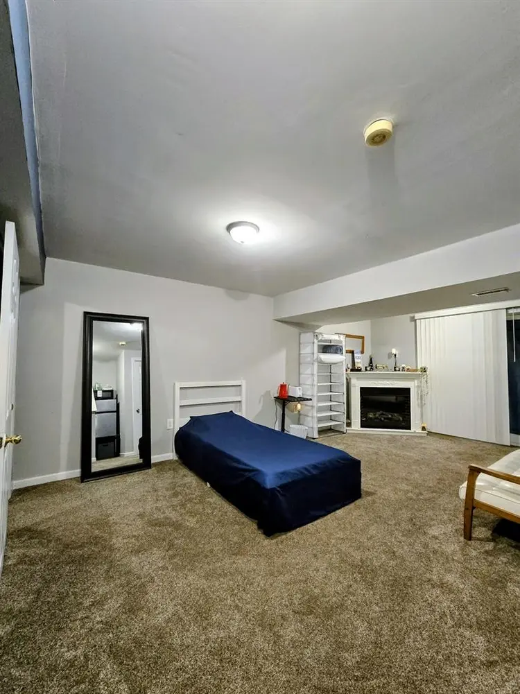 Male-Only-Shared-Basement