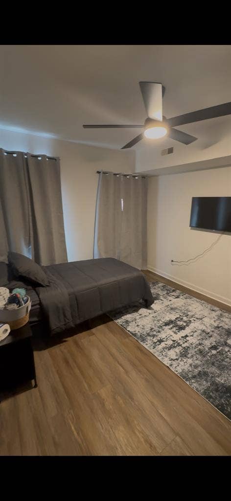 Fredericksburg Va- Room Available