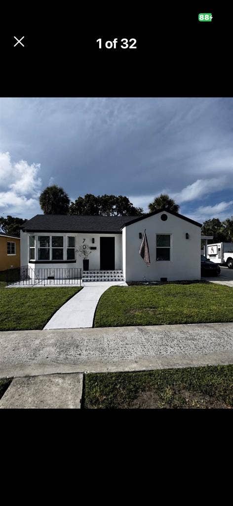 3 bedroom ranch plus a Studio apt