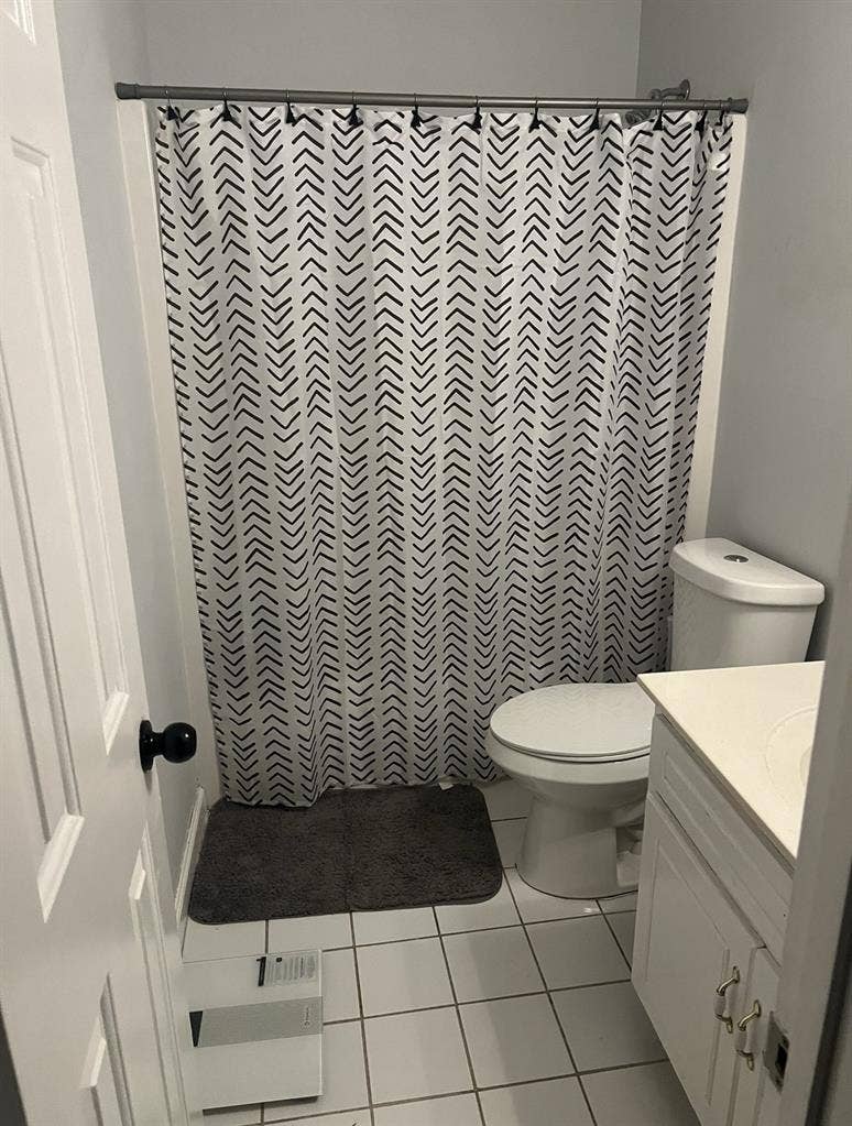 Roommate Needed