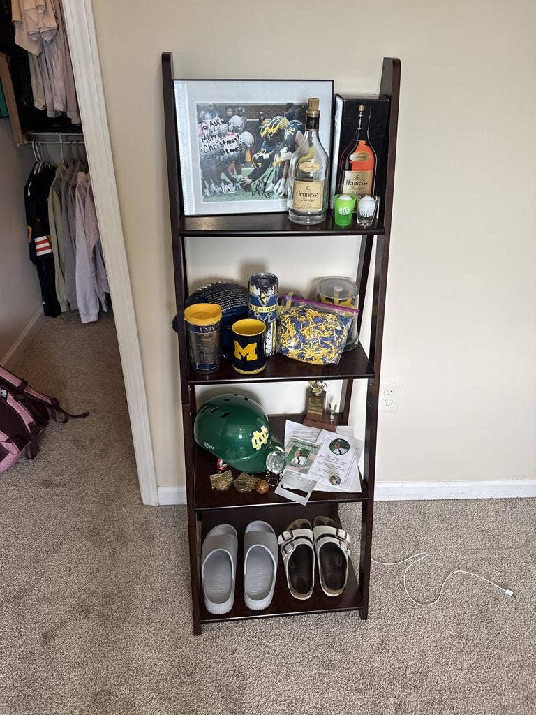Looking for someone to sublet lease
