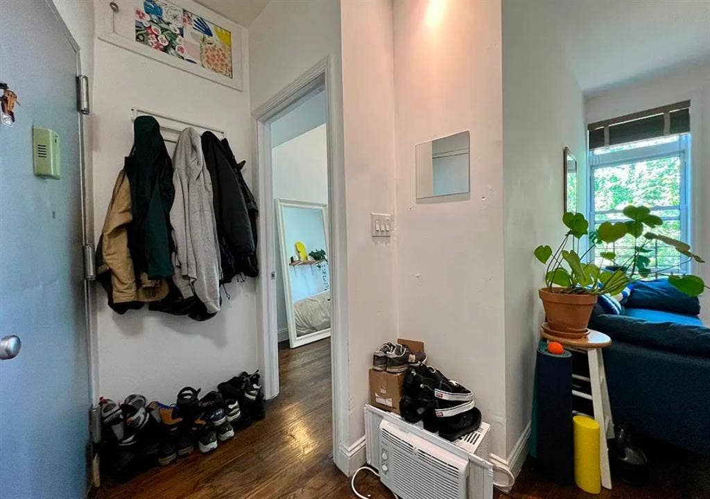 1 bedroom Deer Lakes Apartment