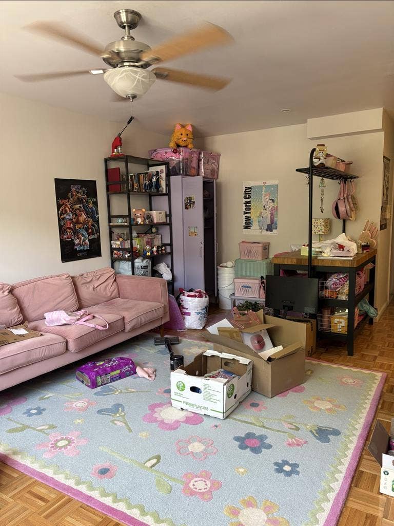 JUNE 1ST MOVE IN 2 BED 1 BATH