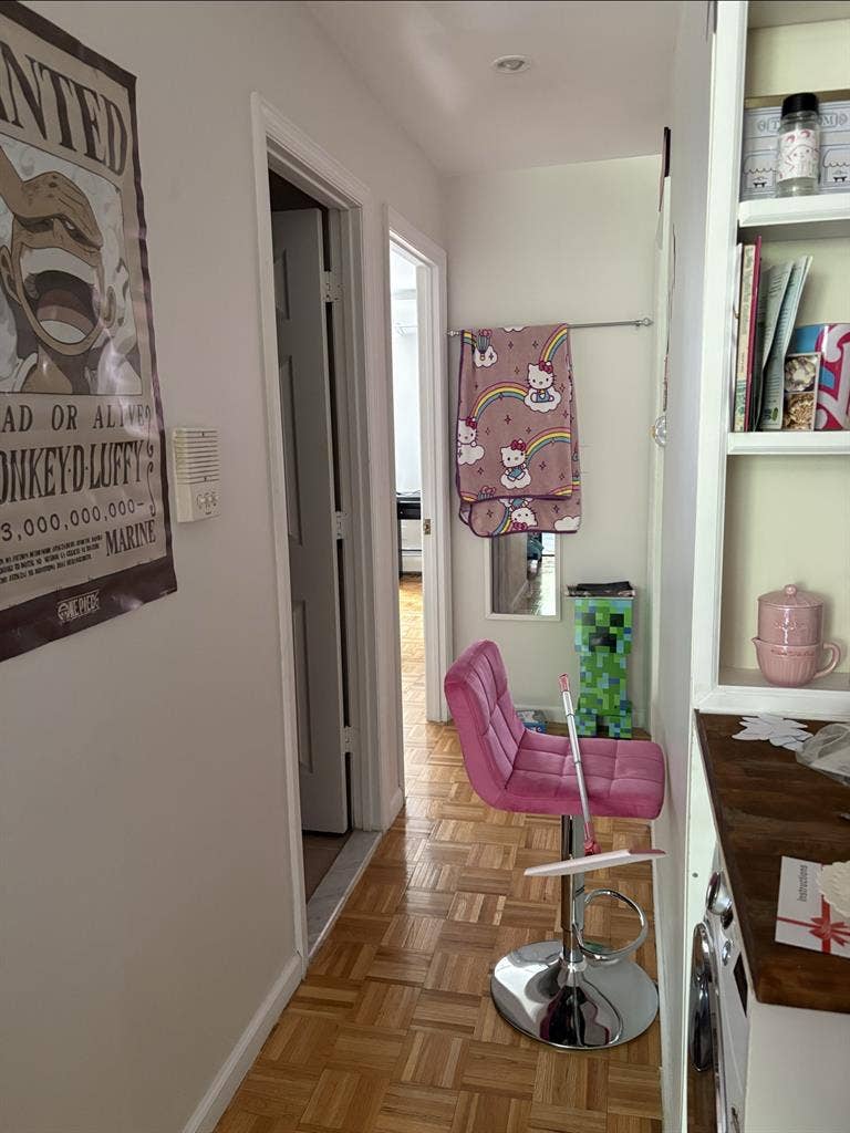 JUNE 1ST MOVE IN 2 BED 1 BATH