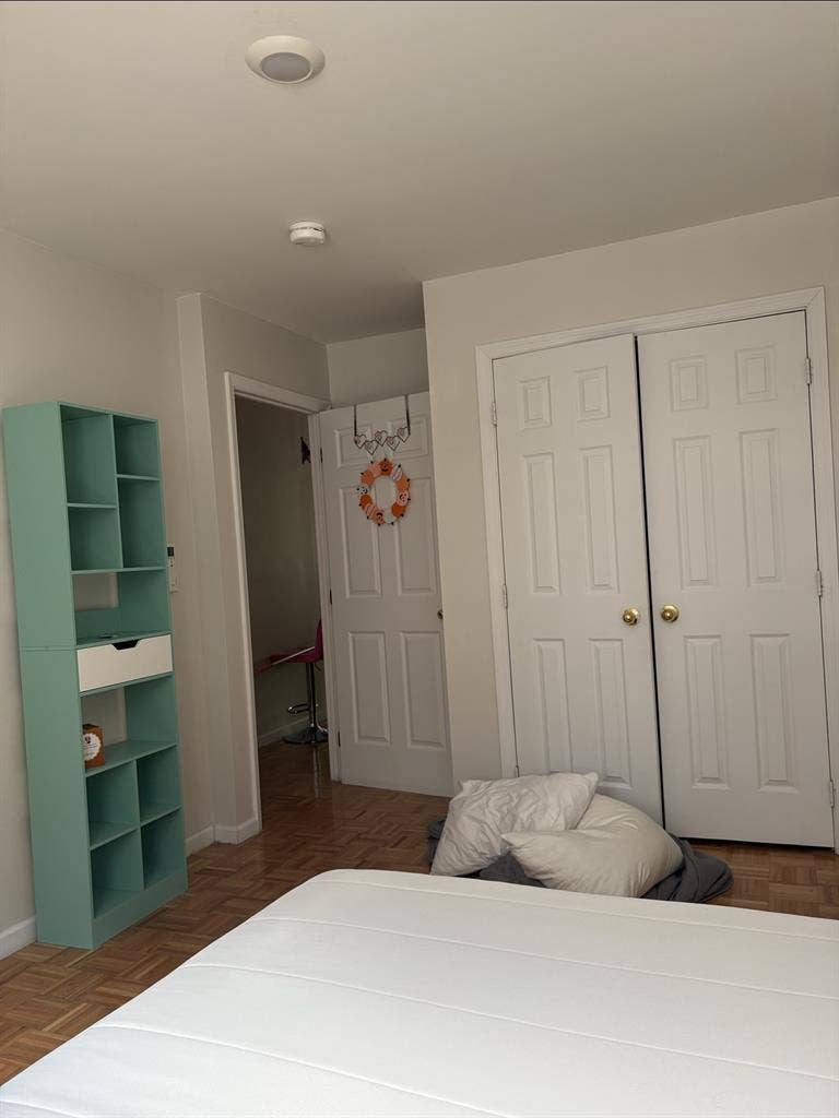JUNE 1ST MOVE IN 2 BED 1 BATH