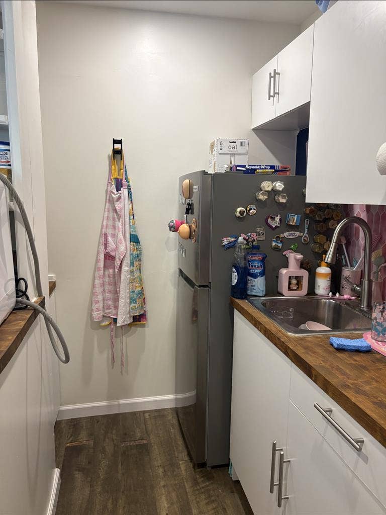 JUNE 1ST MOVE IN 2 BED 1 BATH