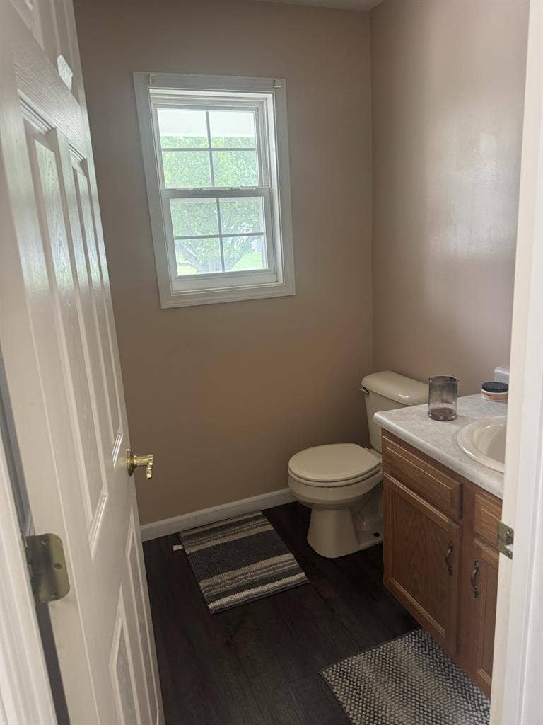 Housemate-partially furnished