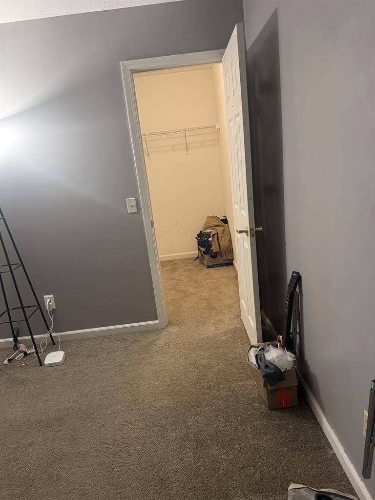 Housemate-partially furnished
