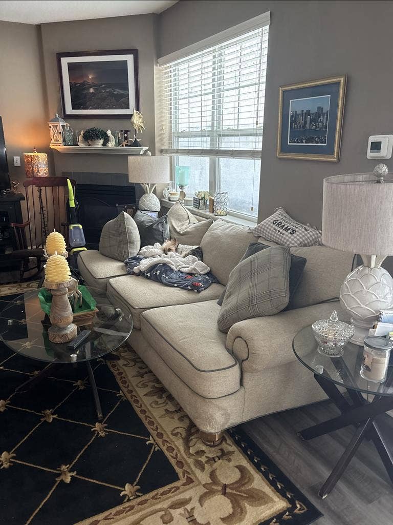 Salem, MA - Looking for a room?