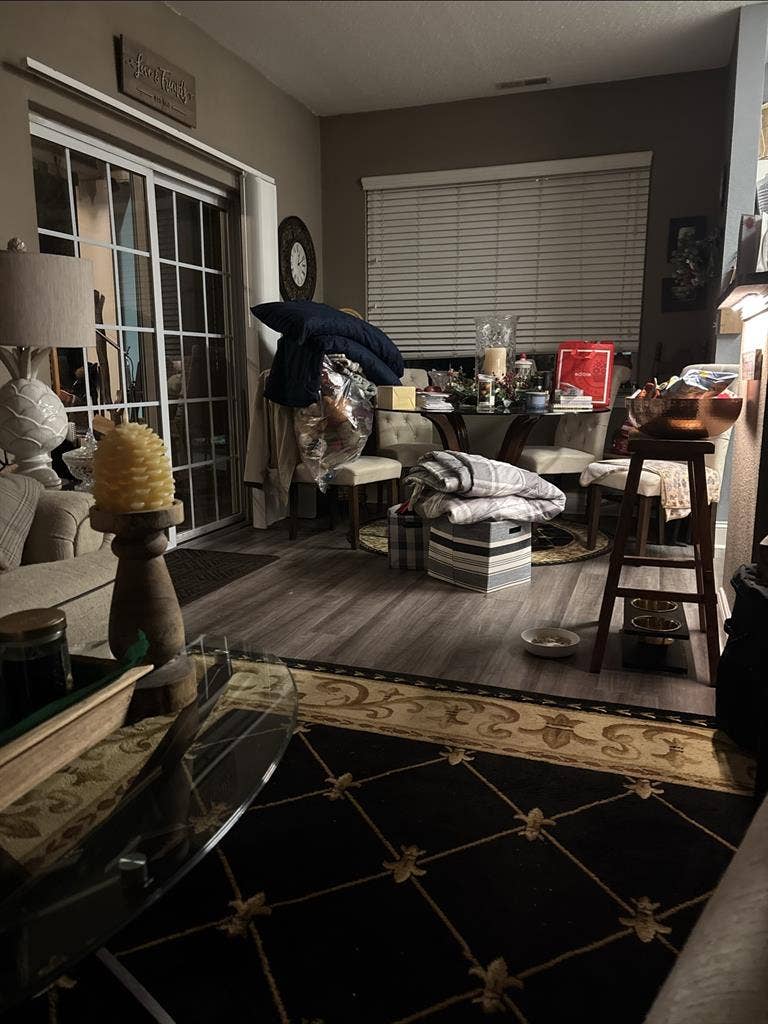 Salem, MA - Looking for a room?