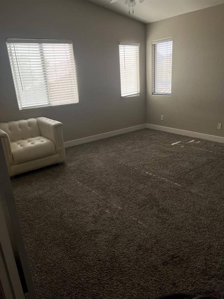 Short term lease/ private bathh