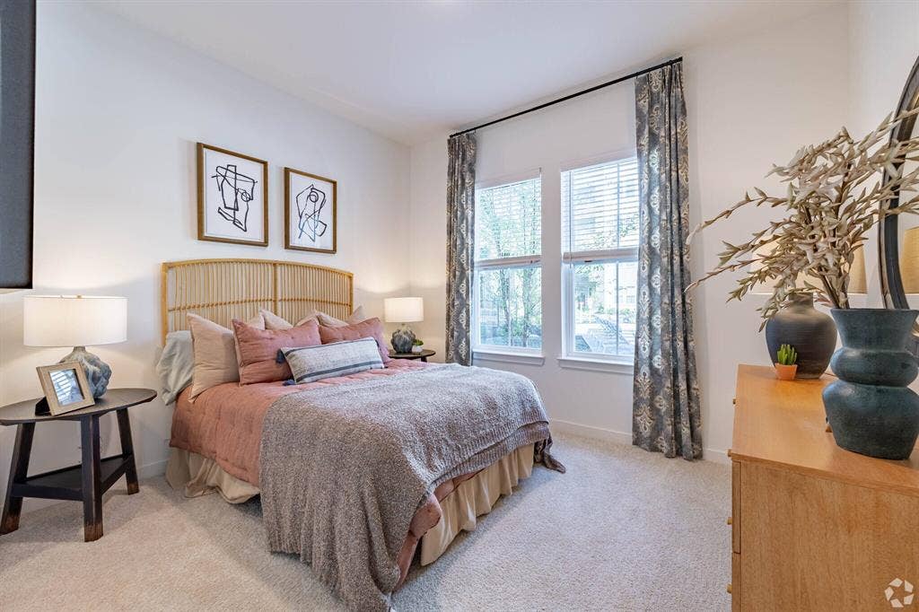 1 BR Available for Rent! 1,056 Sqft