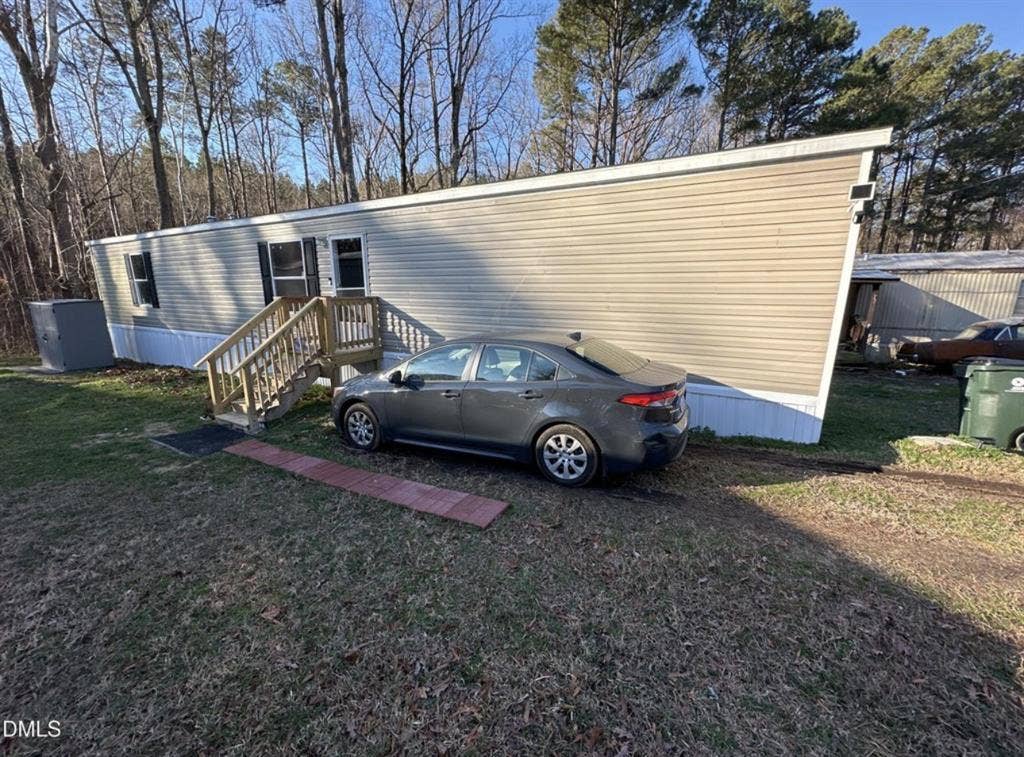 New 3 Bed 2 Bath READY FOR MOVE IN