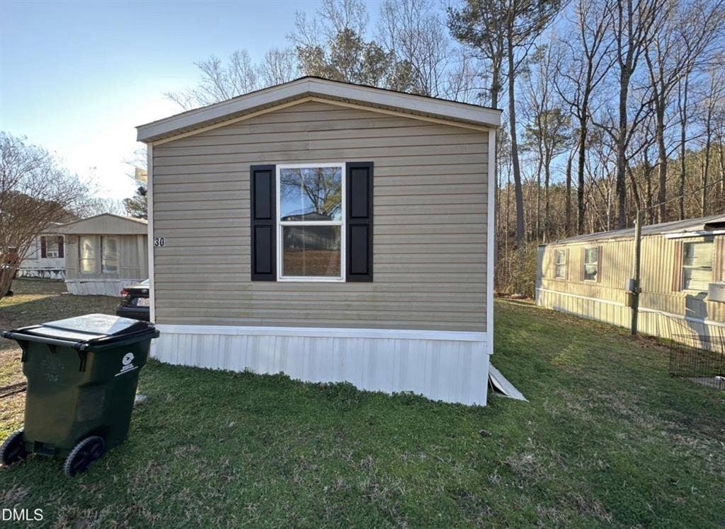 New 3 Bed 2 Bath READY FOR MOVE IN