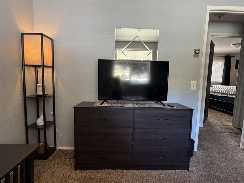 Fully Furnished Room for Rent