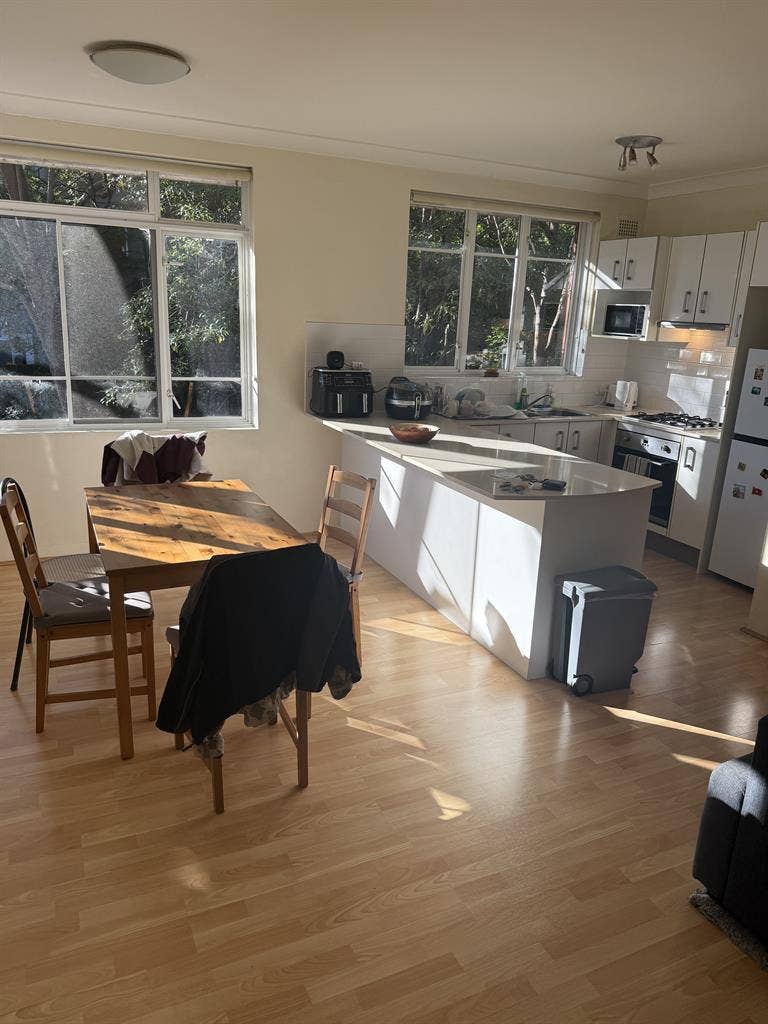 Private room in shared flat