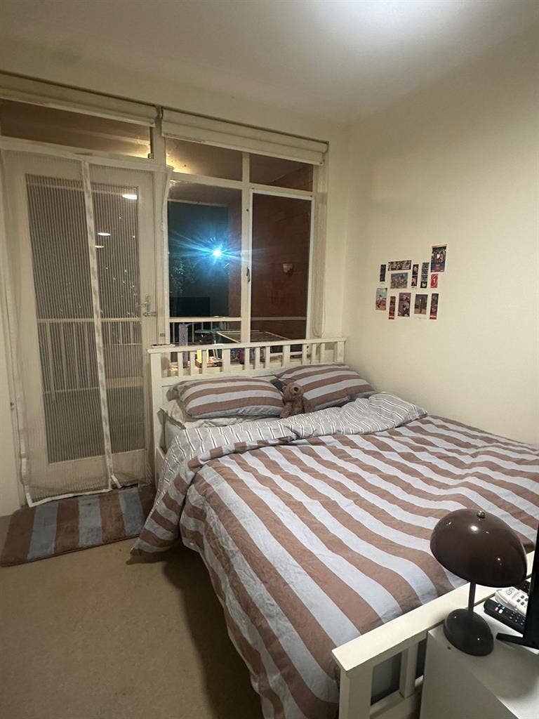 Private room in shared flat