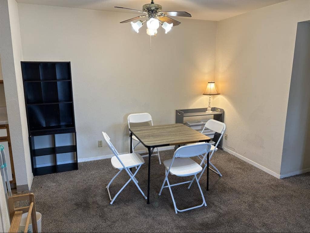 Rent out a furnished room