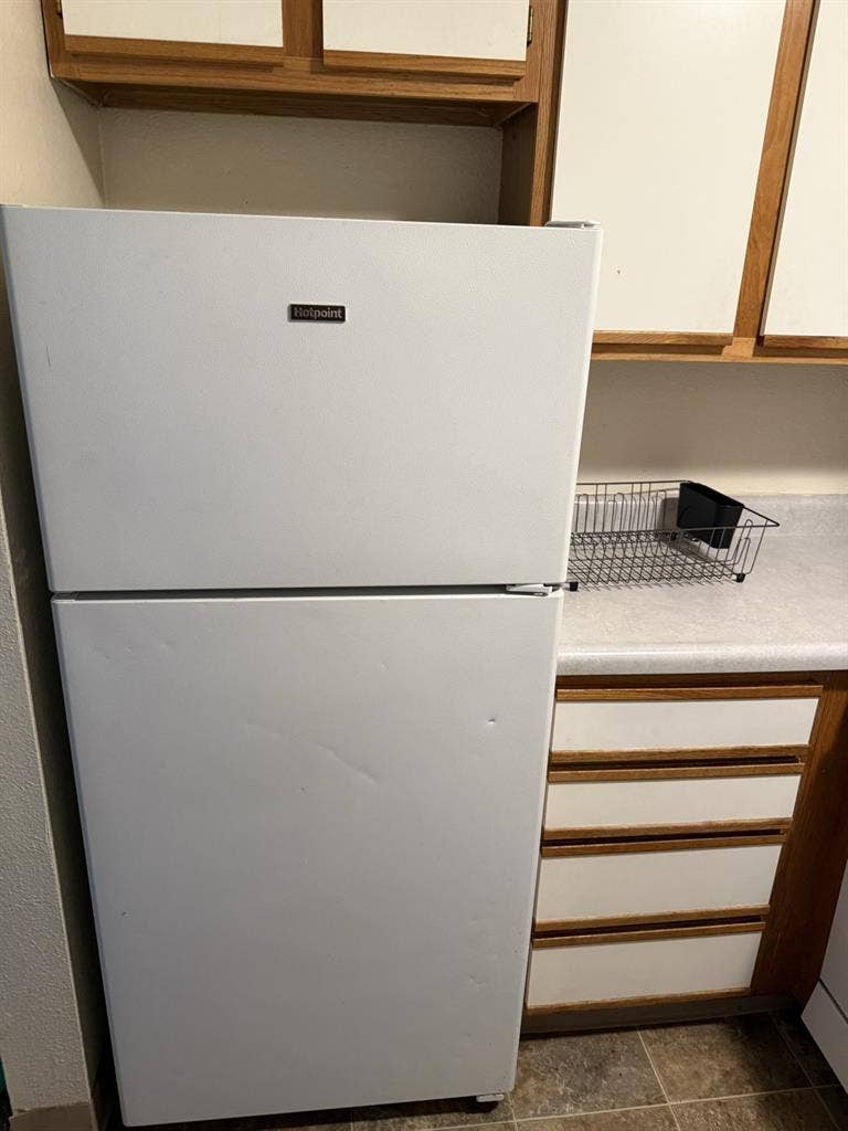 Rent out a furnished room