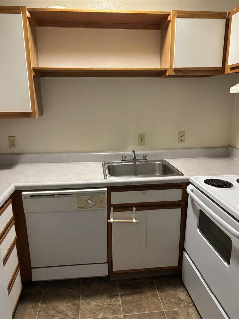 Rent out a furnished room