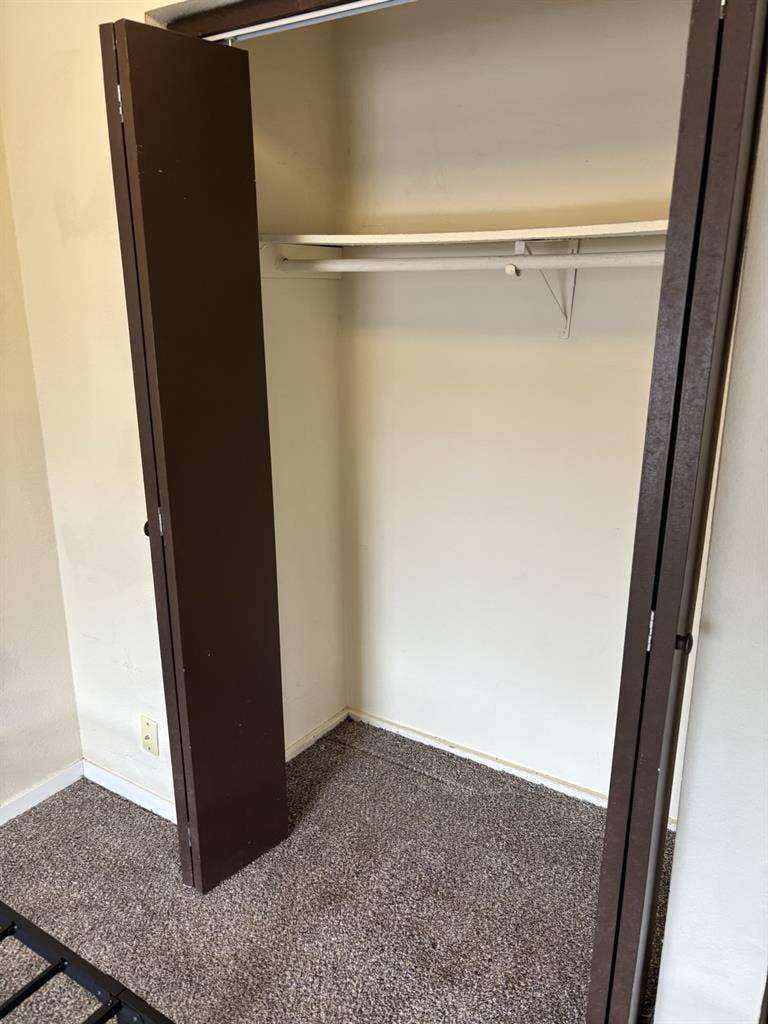Rent out a furnished room