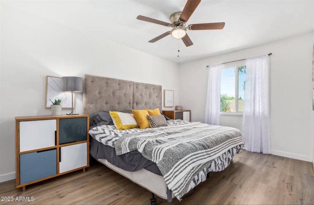 Room for rent!