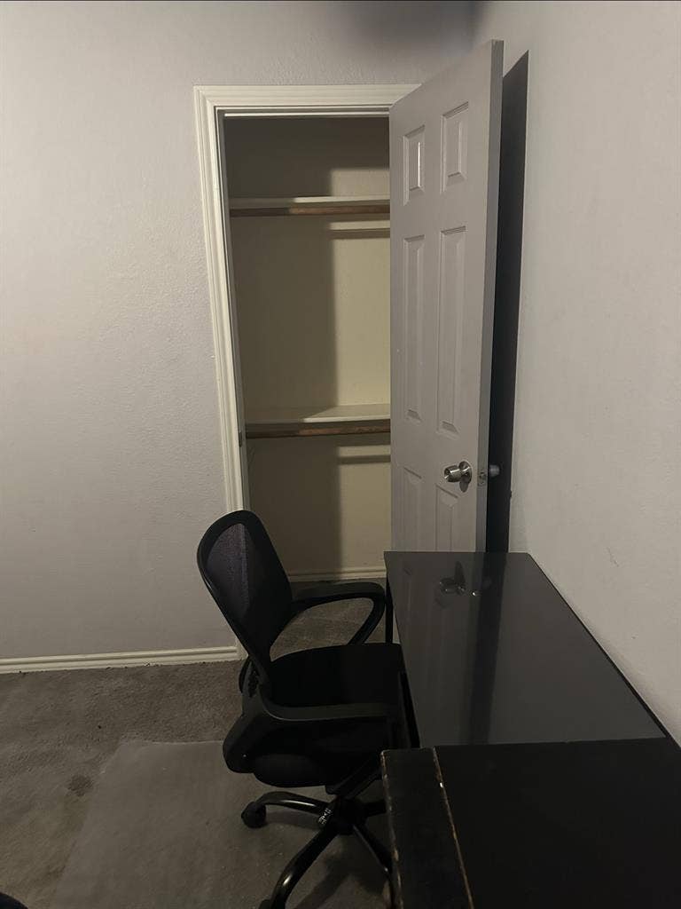 Room for Rent in Dallas