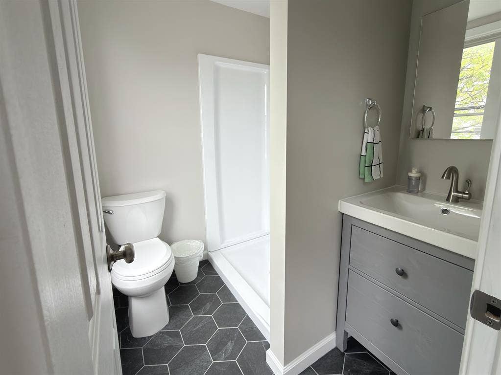 Roommate in Manayunk/Roxborough