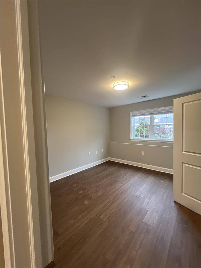 Seeking roommate for 2bd 2 br