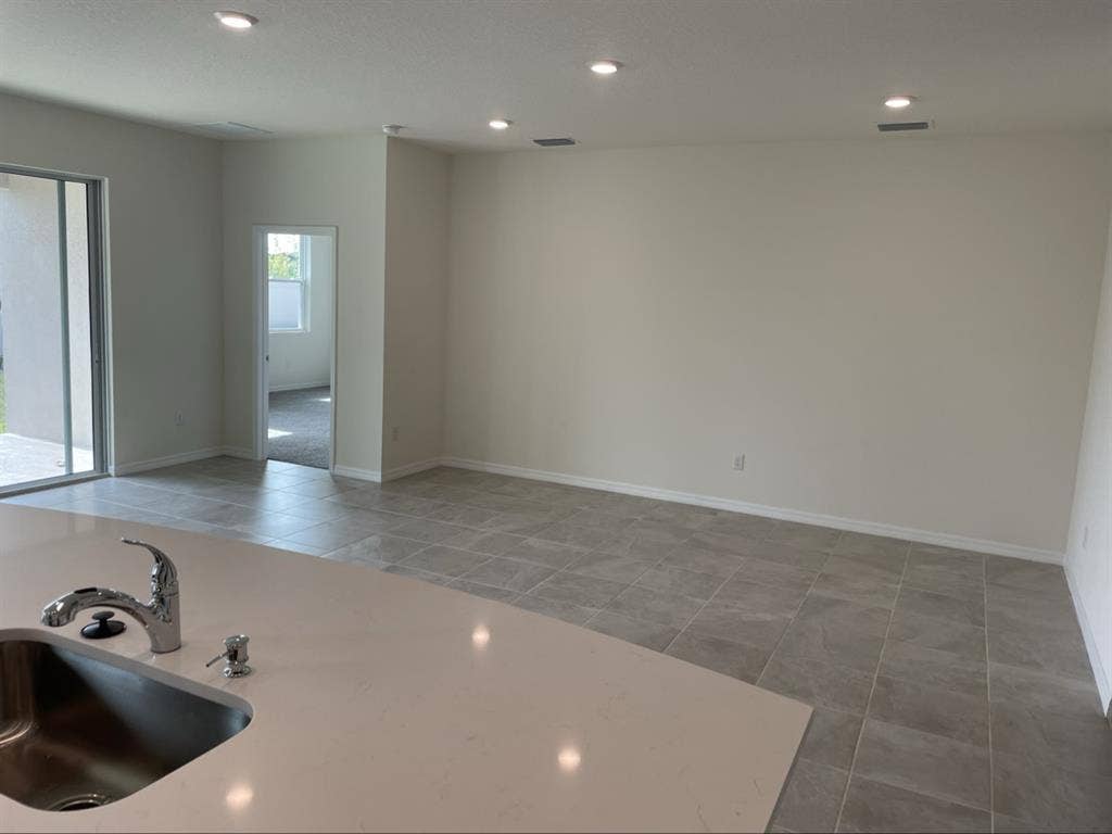 Room for rent Brooksville Florida