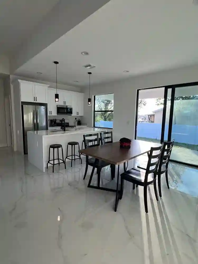 PRIVATE ROOM FOR