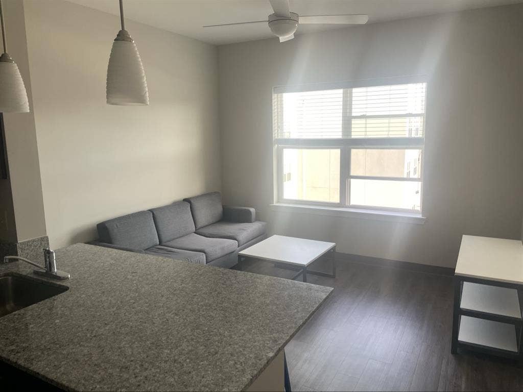 Luxury 1bd/1ba at The Valley