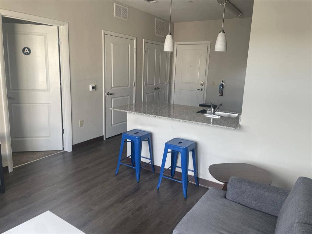 Luxury 1bd/1ba at The Valley