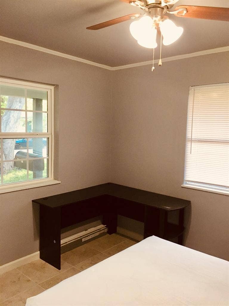 Single bedroom for rentt