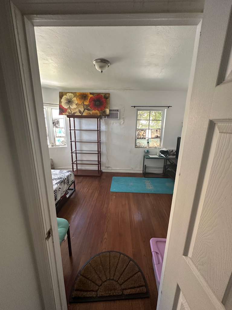 Room for rent