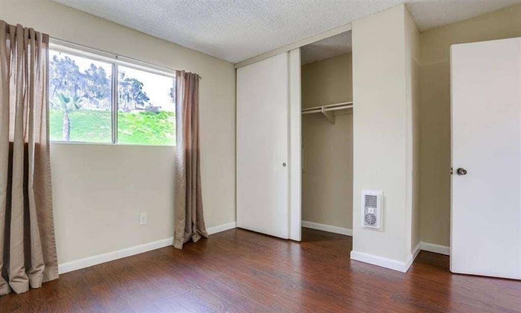 New Listing 2BR 1 Bath
