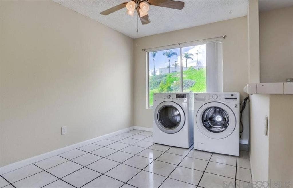 New Listing 2BR 1 Bath
