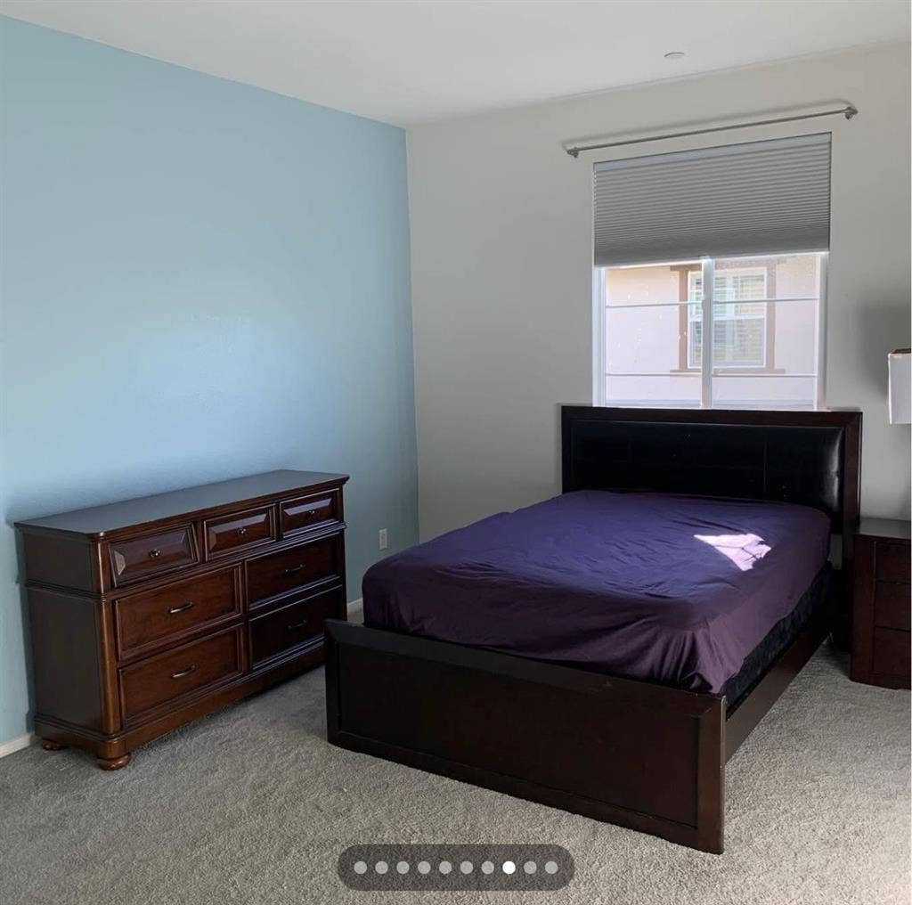 LOOKING FOR 1 ROOMMATE-CARLSBAD