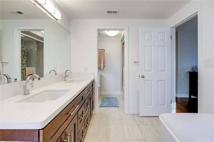$1590 Master Bedroom for rent