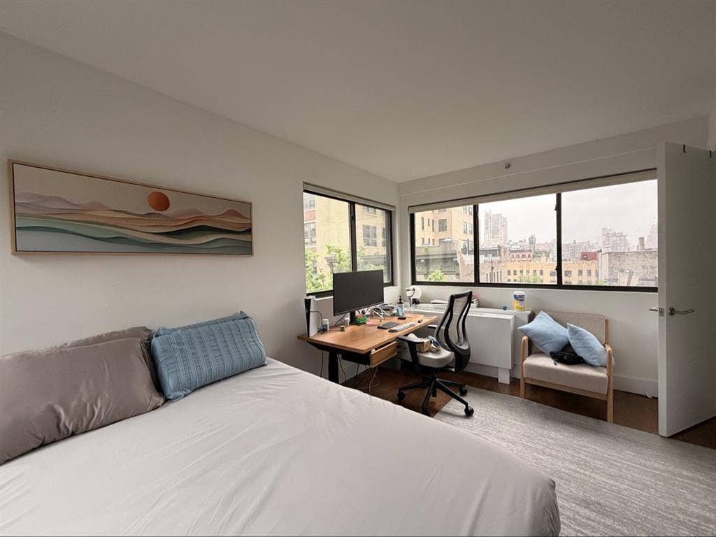 2 Rooms Available in Chelsea