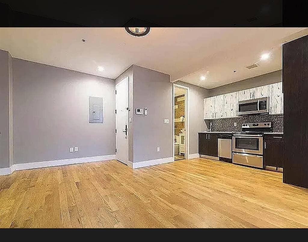 2 Bedroom in Bed Stuy - 1,500 RENT