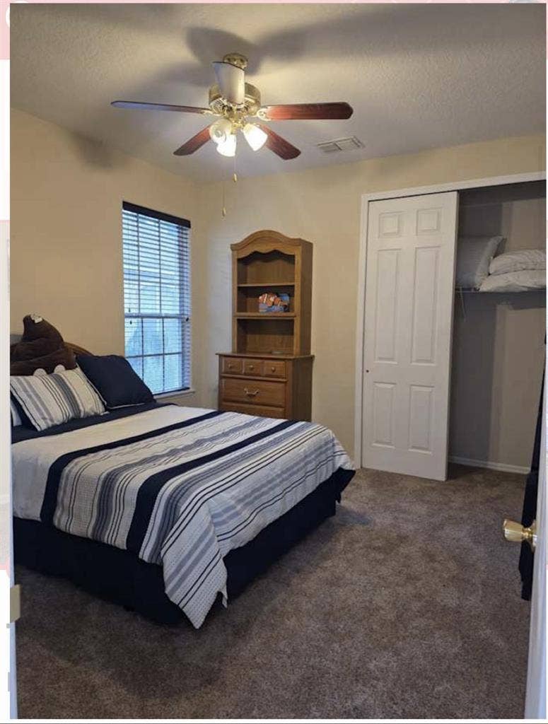 Private room for rent