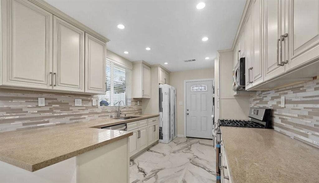 Private room in shared home