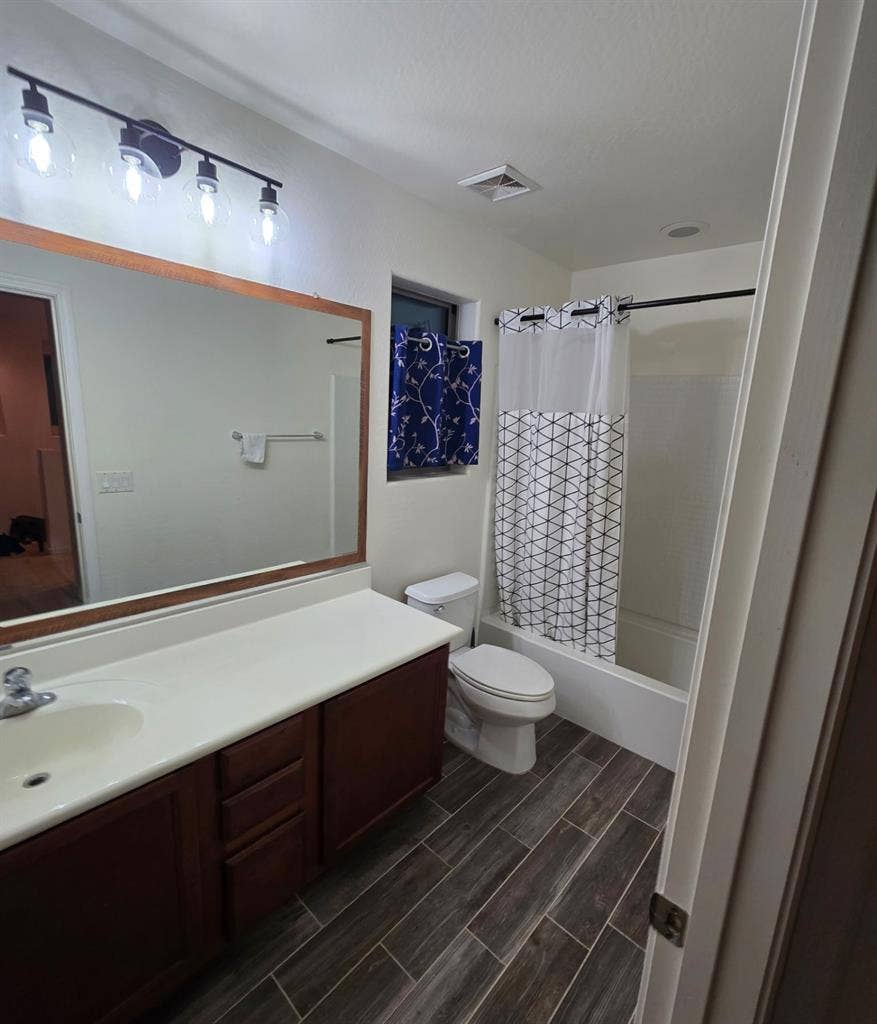 1 bedroom in a peaceful home.